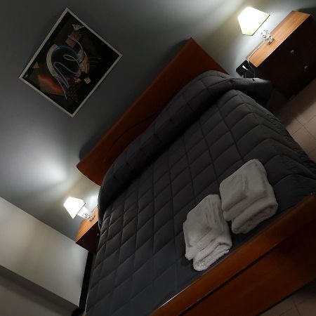 La Regina Di Coppe Apartment Licata Luaran gambar