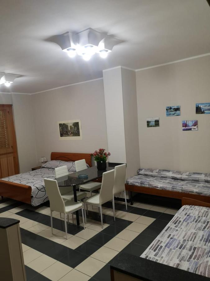 La Regina Di Coppe Apartment Licata Luaran gambar