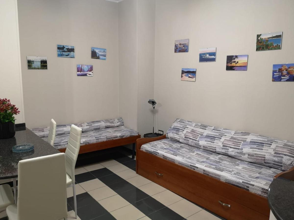 La Regina Di Coppe Apartment Licata Luaran gambar